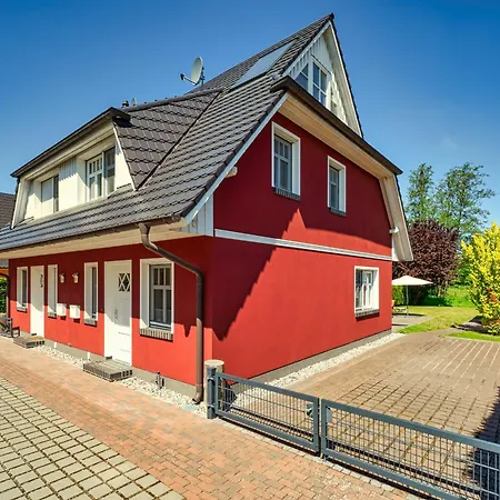 Holiday home Seebruecke